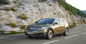 Тест-драйв Opel Insignia Country Tourer