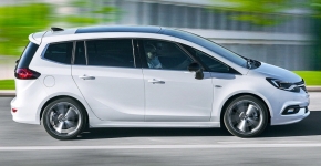 Новый Opel Zafira Tourer - фото и некоторые характеристики